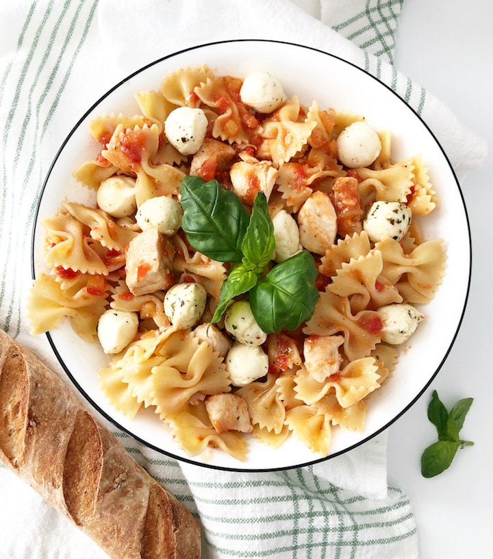 Bruschetta chicken pasta