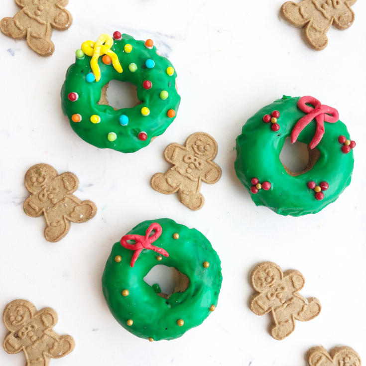 baked christmas donuts