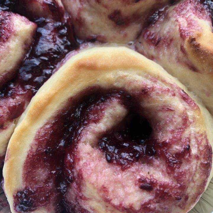boysenberry cinnamon rolls