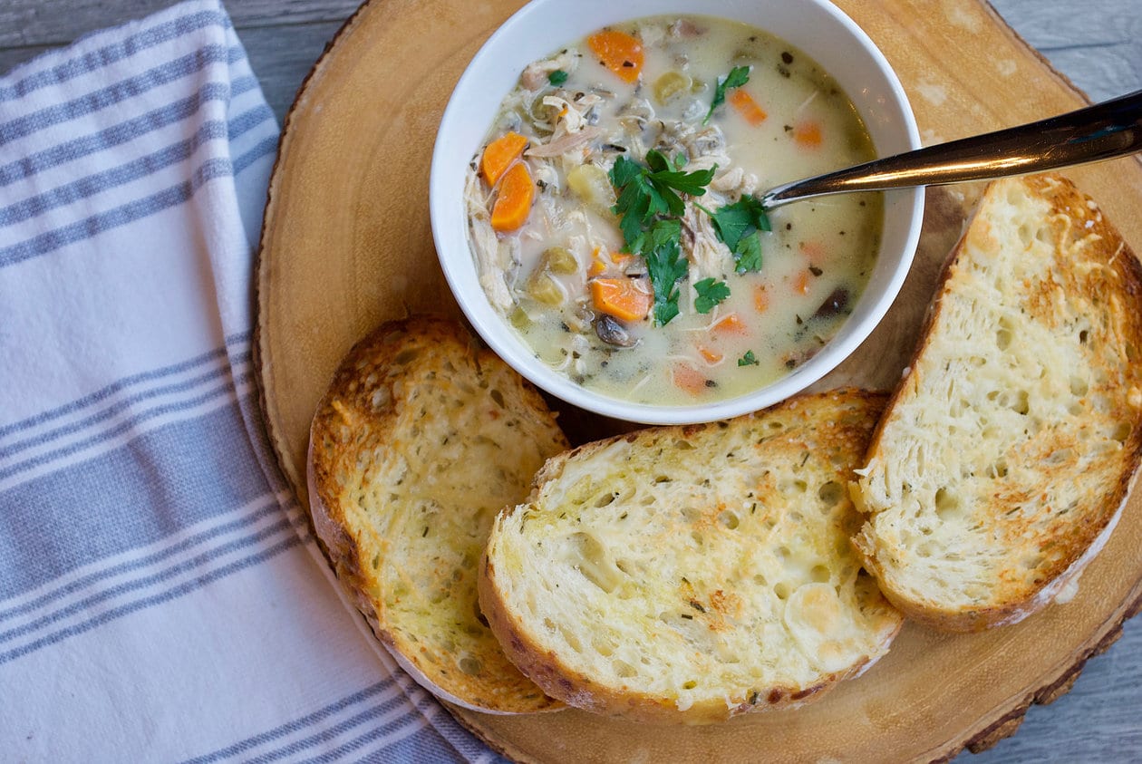 crockpot chicken and wild rice soup 