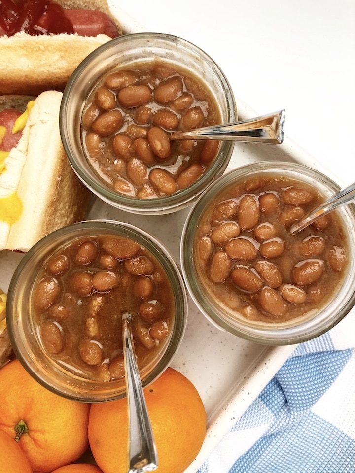 Mini baked beans in mason jars