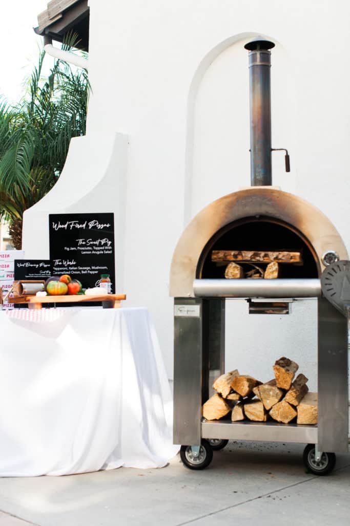 how to set the fire for a wood burning pizza oven